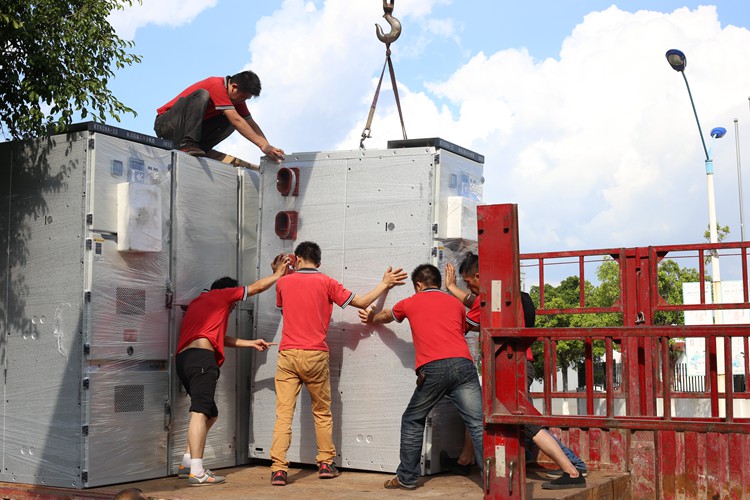 贵州贵阳市KYN28中置柜出货3